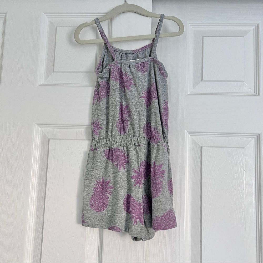 Baby Gap Sleeveless Pineapple Print Romper Toddler 4 Yrs Grey EUC - Picture 3 of 5